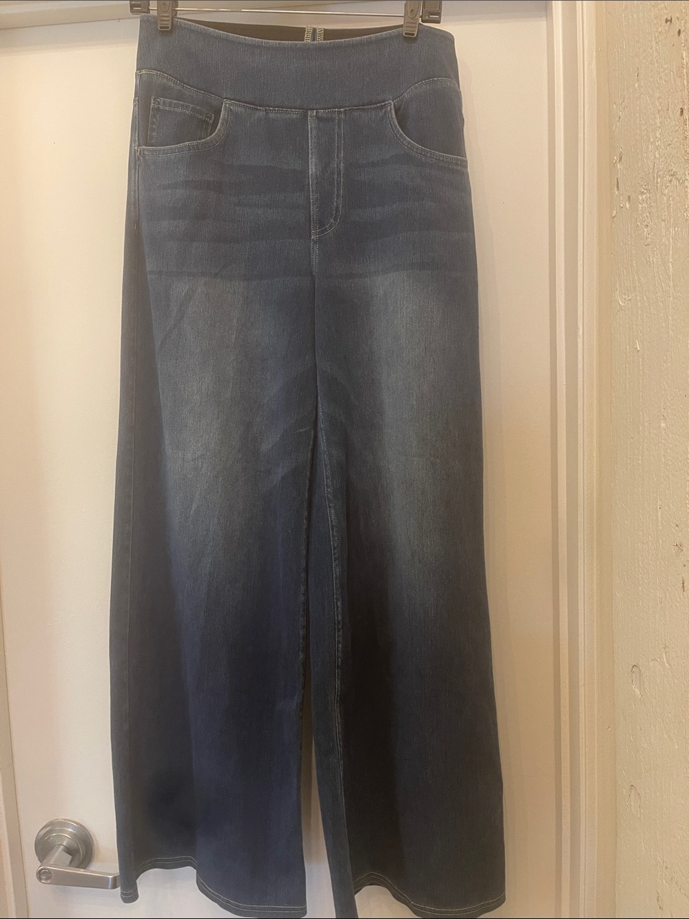 Elastic-Waist Wide Leg Jeans in Dark Blue